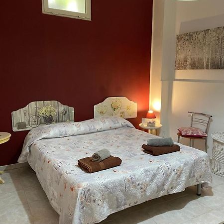 Il Vicoletto Apartment Brindisi Bagian luar foto