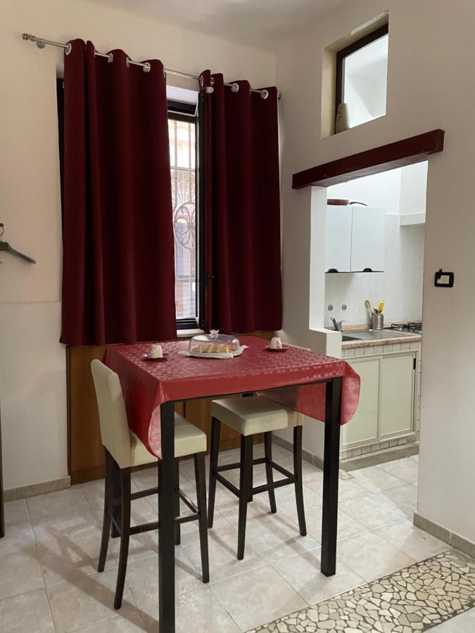 Il Vicoletto Apartment Brindisi Bagian luar foto